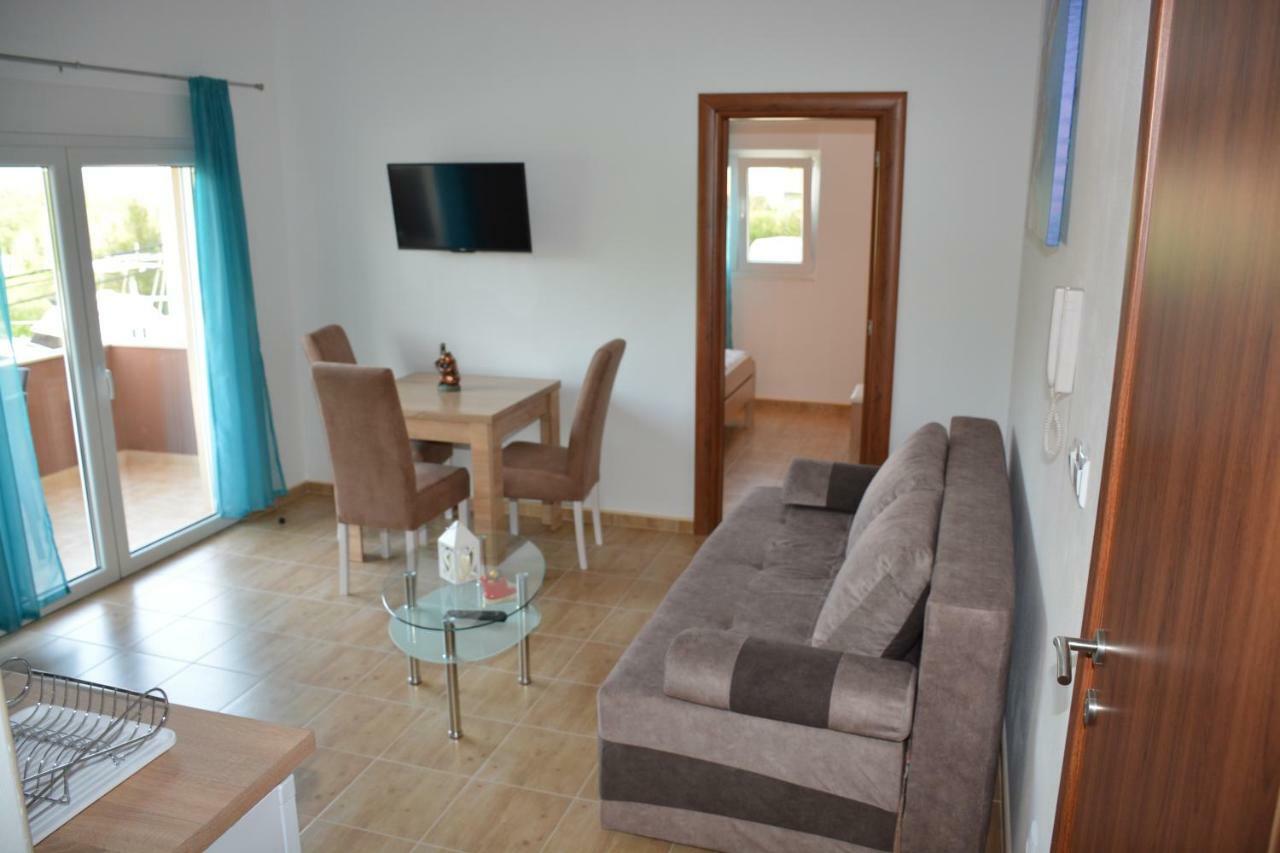 Apartmani Gaga ติวัต ภายนอก รูปภาพ
